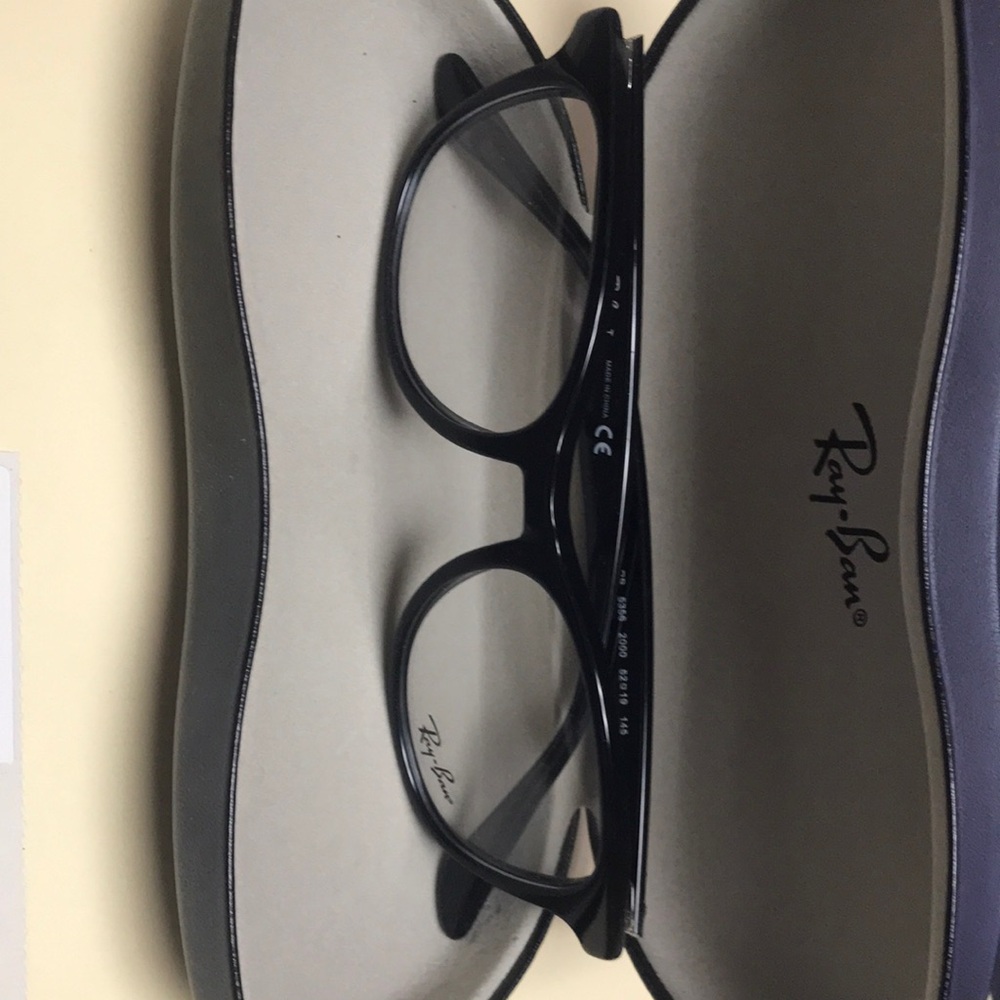 Ray-Ban 5356 52 eye size  Black Men's Glasses. NEW w/ case. Rare find